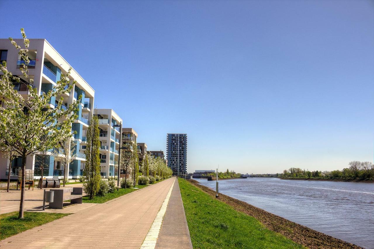 Plenus Riverloft BRE Екстериор снимка